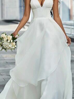 Elegant White V-Neck A-Line Dress